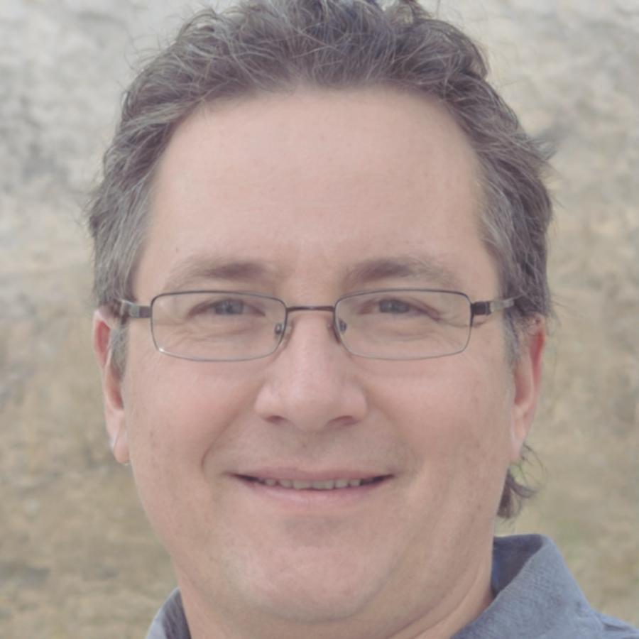 Víctor Salmerón, analista senior